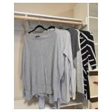Womens Tops Size S / M