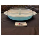 Pyrex Snowflake divided dish
