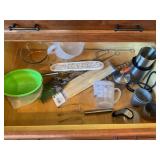 Misc kitchenware