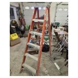 Louisville 6ft Ladder