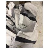 Blankets, pillowcases