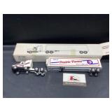 Ertl Prairie Farms Kenworth Cab with Trailer