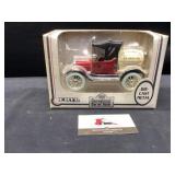 1918 runabout barrel Bank diecast truck