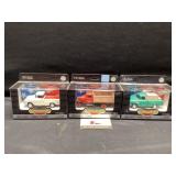 Ertl Classic Vehicles, 1955 Chevy cameo pick up,