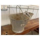 Ash bucket