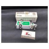 Ertl Die Cast 7up Beverage Truck
