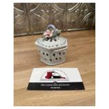 Ceramic trinket box