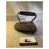 Sad iron and trivet