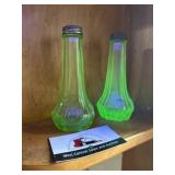 Uranium salt and pepper shakers