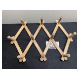 Expandable rack