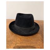Vintage menï¿½s hat
