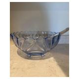 Glass salad bowl set