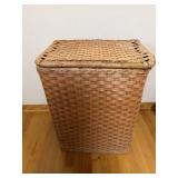 Wicker laundry hamper