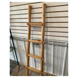 Bamboo Style Blanket Ladder