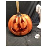 Lighted Jack o lantern works?