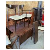 Mid-century modern table and six chairs table h