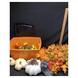 Tote of autumn decor