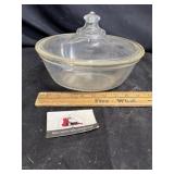 Pyrex oval dish with lid