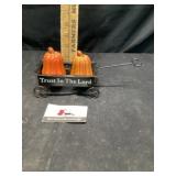 Trust in the Lord salt and pepper shakers