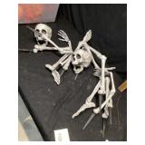 Skeleton pieces