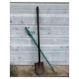 Sand shovel