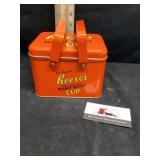 Reeseï¿½s peanut butter tin