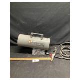 Mr. heater industrial 38,000 BTU turns on needs