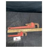 Pipe wrenches