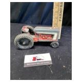 True scale tractor