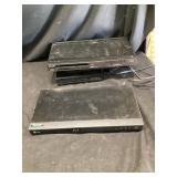 LG DVD players turns on