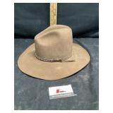 Bailey tombstone, cowboy hat size 6 3/4 54