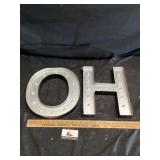 Light up letters, need batteries