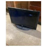 31 inch Sanyo TV turns on
