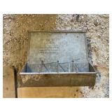 Galvanized Feeder