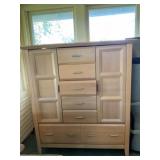 Armoire