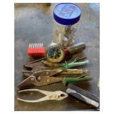 Gauge and tools