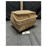 Sewing basket