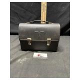Metal lunchbox