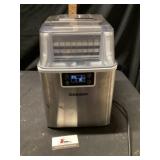 Euhomy icemaker turns on