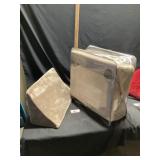 3 pillow wedges