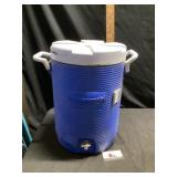 Rubbermaid water cooler