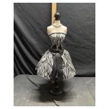 Mannequin jewelry display