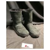 UGG boots size 7