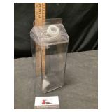 Plastic container