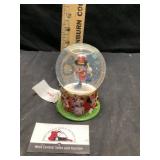 Disney Mickey Mouse, snow globe