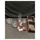 Pyrex bowls