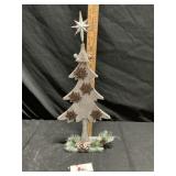 Wooden Christmas tree decor, approximately 23