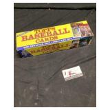 Topps baseball cards, official 1986 complete set