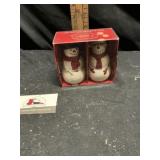 Snowman salt and pepper shakers new