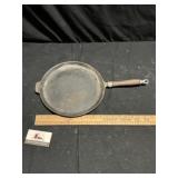 Cast-iron griddle number 10